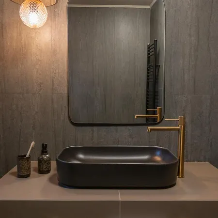 Endless Green, Hidden Gem In The Mountains * Artemisía