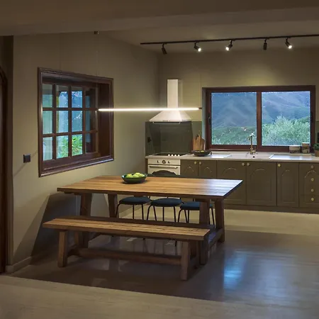 Endless Green, Hidden Gem In The Mountains וילה