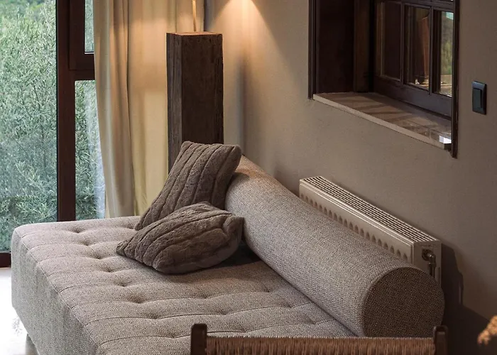 Endless Green, Hidden Gem In The Mountains