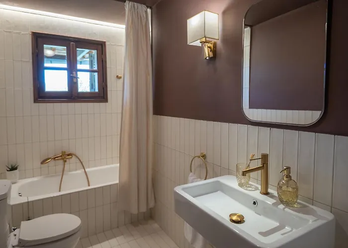 Endless Green, Hidden Gem In The Mountains * Artemiszía