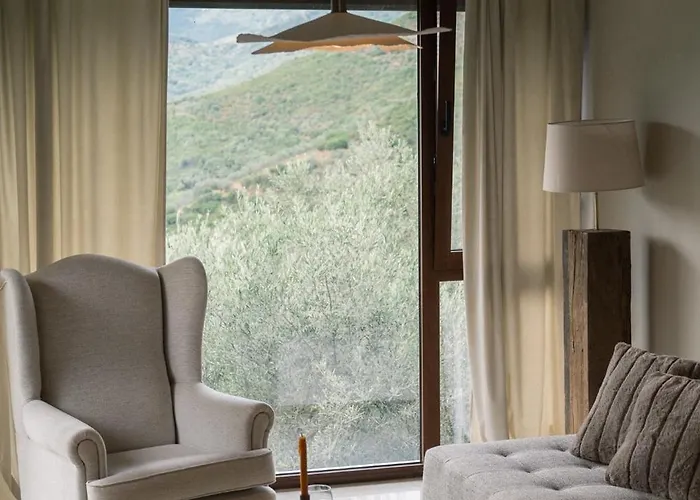 Villa Endless Green, Hidden Gem In The Mountains Artemiszía